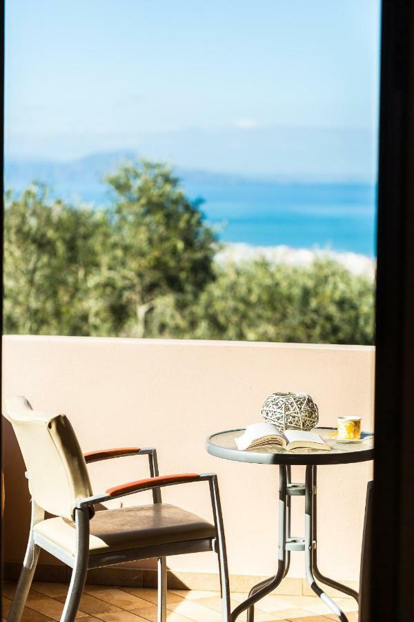 Maroulas Villas Ioanna & Stavros, Private Pools, Bbq & Seaview, By Thinkvilla 外观 照片
